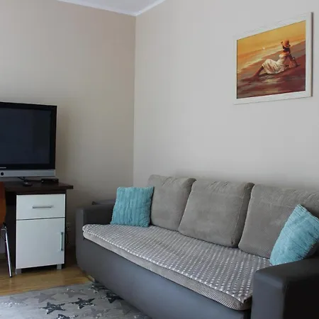 Mariva B03 Z Ogrodkiem - - Blisko Morza - Przy Kompleksie Grand Laola Apartment *