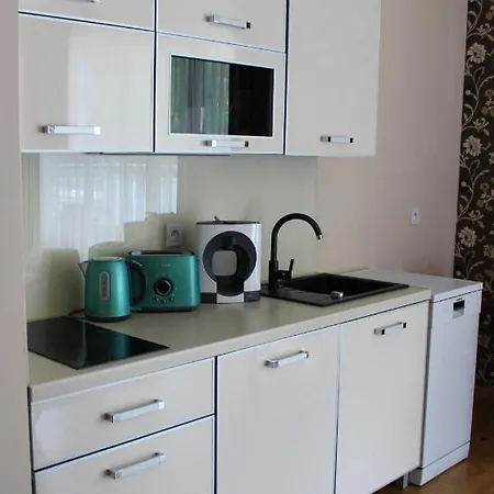 Mariva B03 Z Ogrodkiem - - Blisko Morza - Przy Kompleksie Grand Laola Apartment *