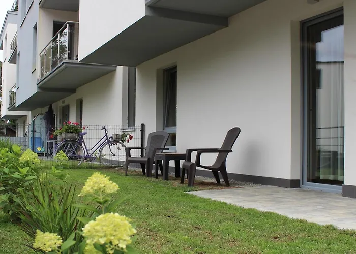 Mariva B03 Z Ogrodkiem - - Blisko Morza - Przy Kompleksie Grand Laola Apartament *